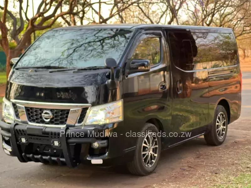 Nissan NV350 2016