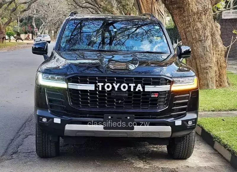 Toyota Land Cruiser 2023