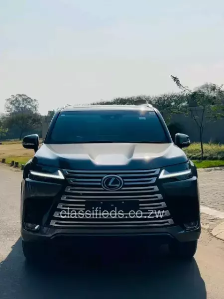 Lexus LX 2024