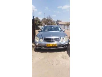 Mercedes Benz E-Class 2004