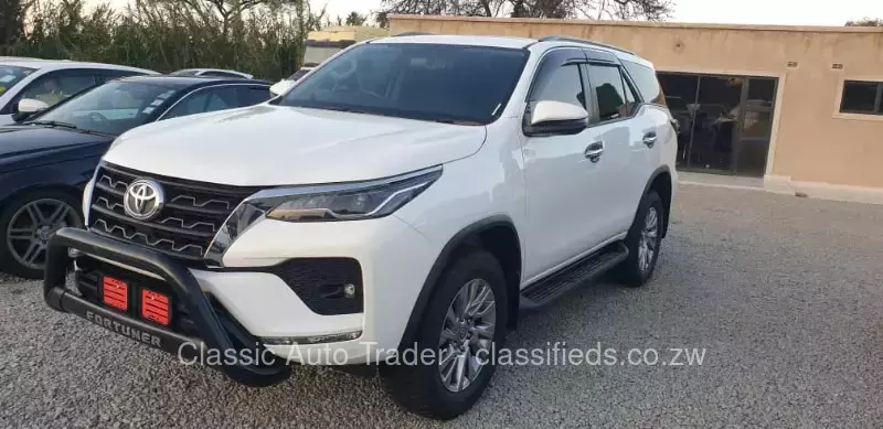 Toyota Fortuner 2021