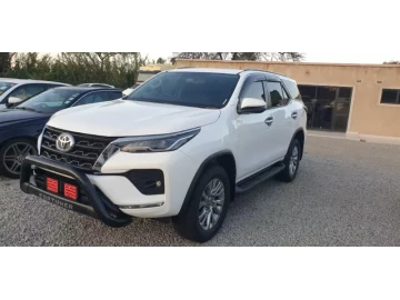 Toyota Fortuner 2021