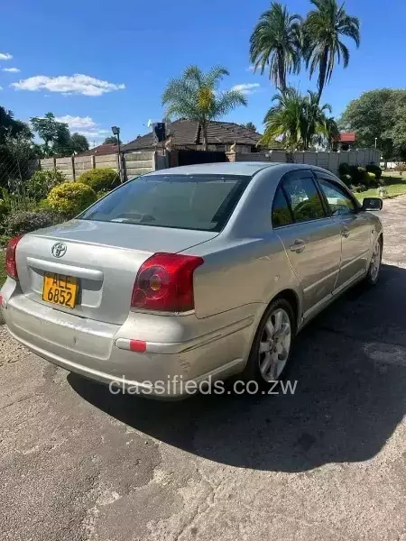 Toyota Avensis 2003