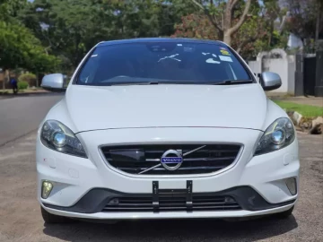 Volvo V40 2015