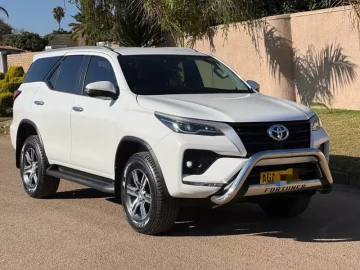 Toyota Fortuner 2021