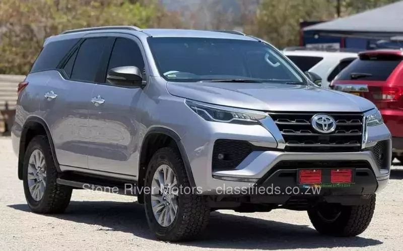 Toyota Fortuner 2023