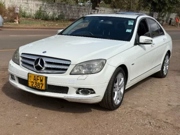 Mercedes Benz C-Class 2009