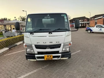 Mitsubishi Fuso 2012