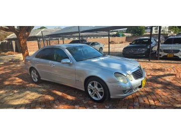 Mercedes Benz E-Class 2008