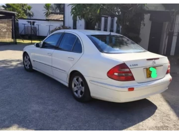 Mercedes Benz E-Class 2004