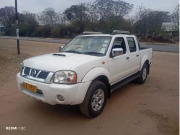 Nissan NP300 2015