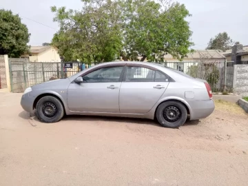 Nissan Primera 2001