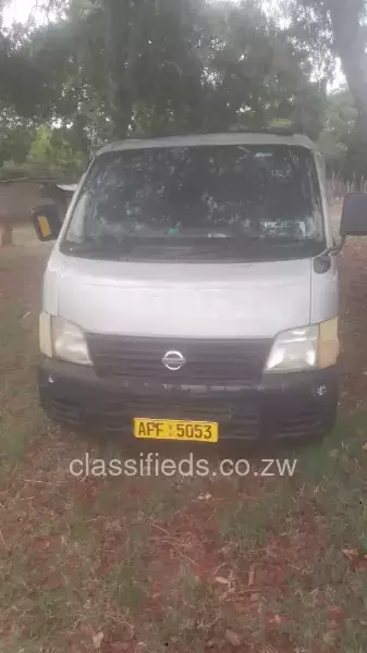 Nissan Caravan 2004