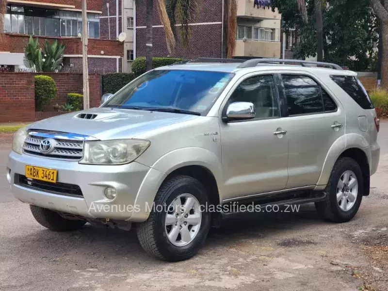 Toyota Fortuner 2009