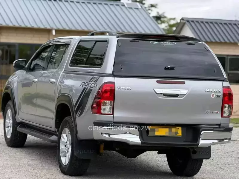 Toyota Hilux 2015