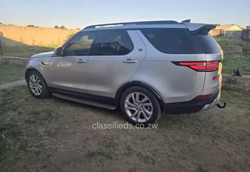 Land Rover Discovery 2018