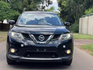 Nissan X-Trail 2015