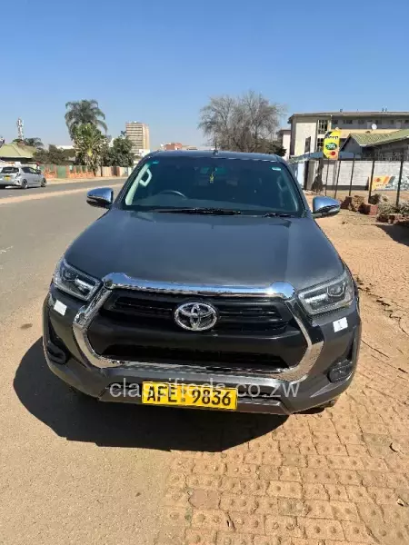 Hilux GD6 4x4 Auto