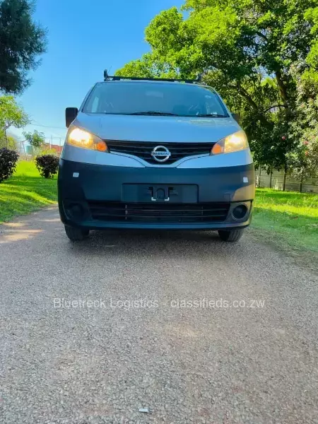 Nissan NV200 2016