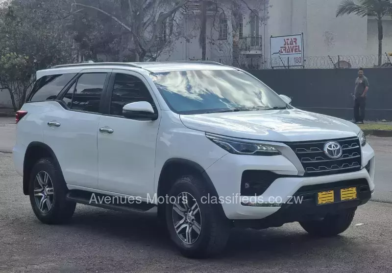 Toyota Fortuner 2021