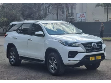 Toyota Fortuner 2021