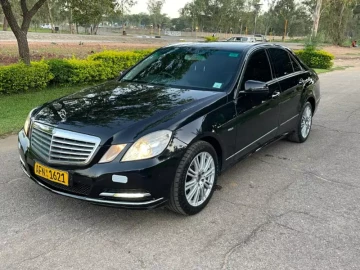 Mercedes Benz E-Class 2011