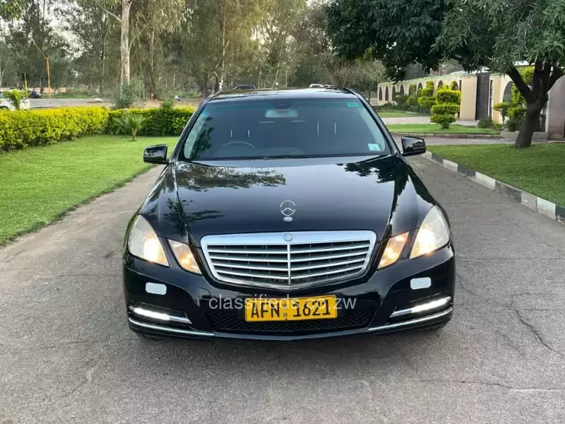 Mercedes Benz E-Class 2011