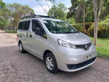 Nissan NV200 2015