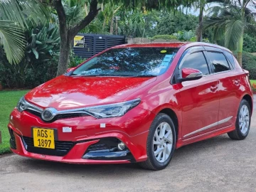 Toyota Auris 2015