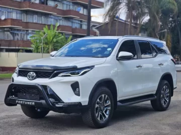 Toyota Fortuner 2024