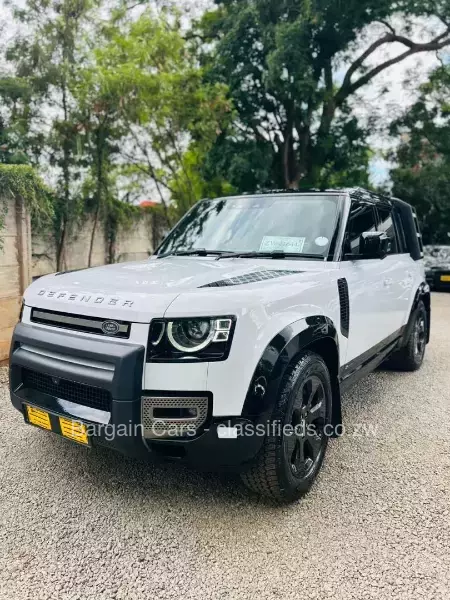 Land Rover Defender 2021