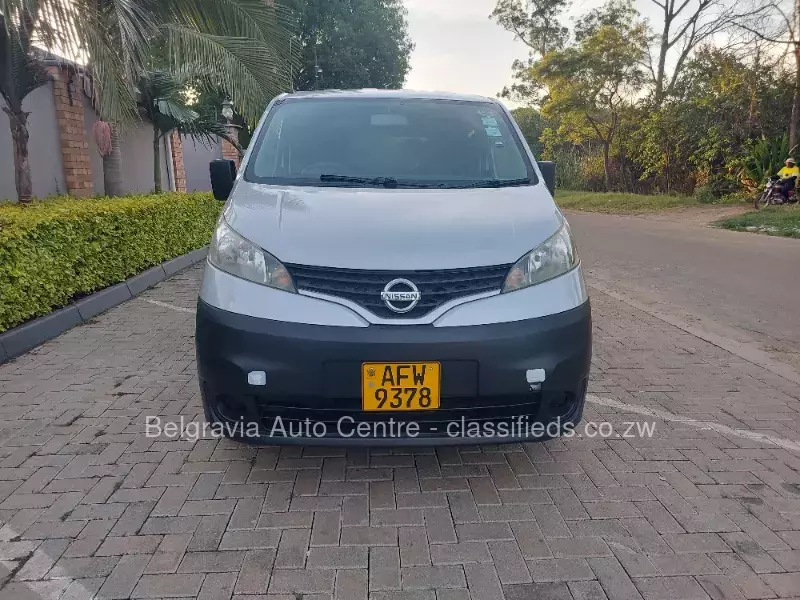 Nissan NV200 2014