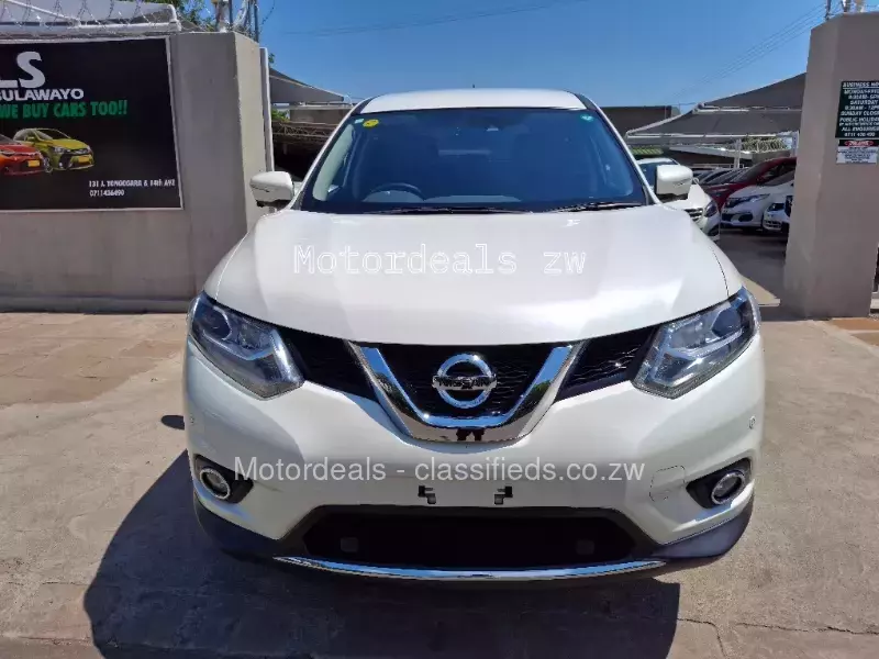 Nissan X-Trail 2015