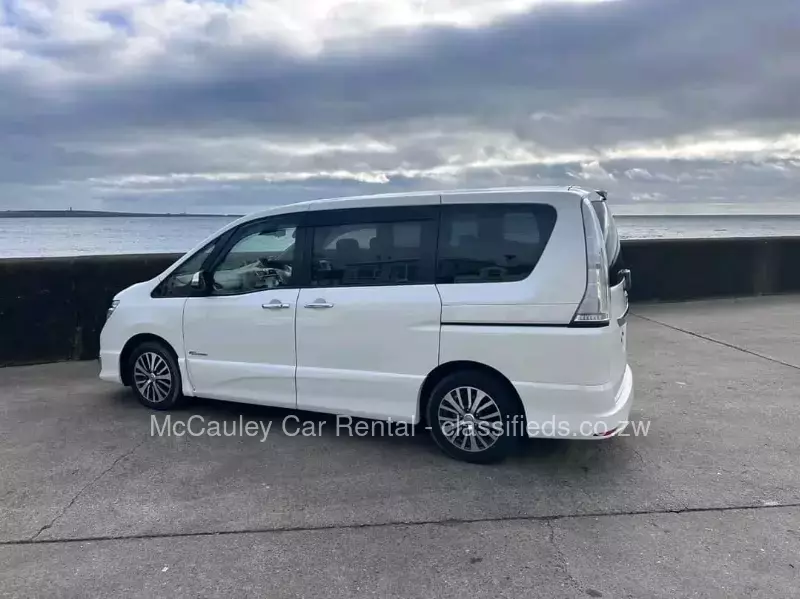 7 Seater Nissan Serena