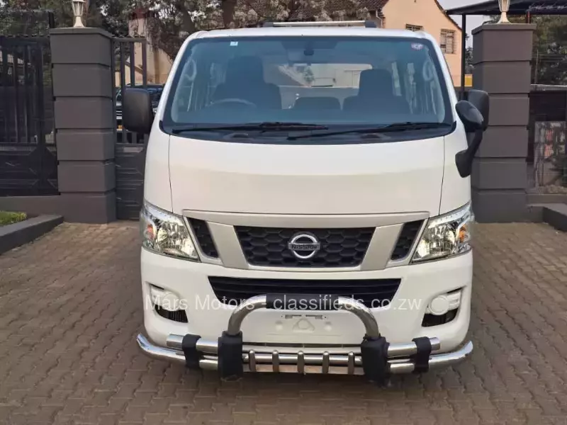 Nissan Caravan 2014