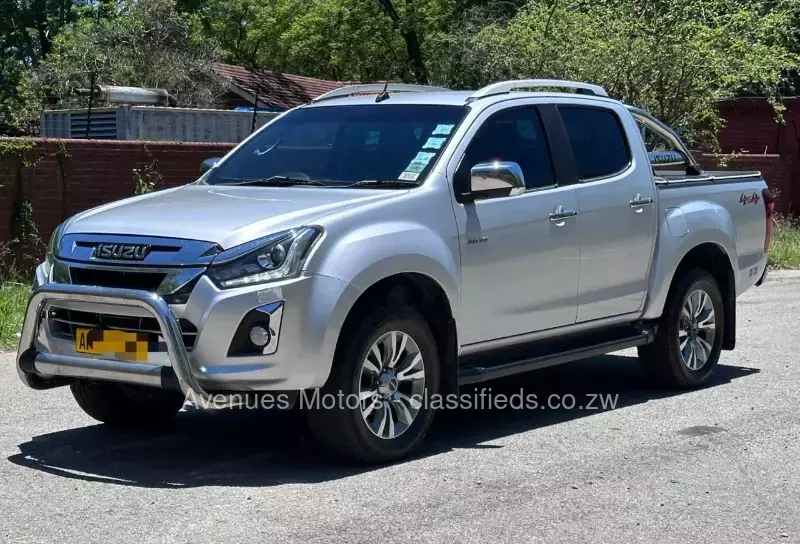 Isuzu KB300 2019