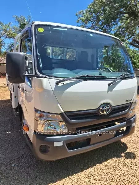 Toyota Dyna 2017