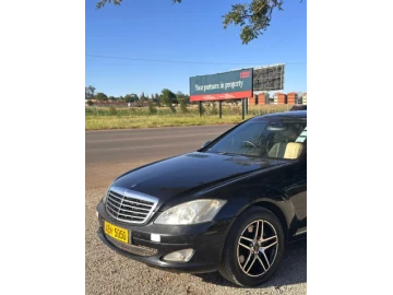 Mercedes Benz S-Class 2007