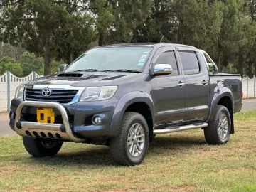 Toyota Hilux 2013