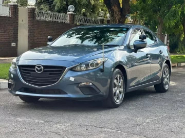 Mazda Axela 2015