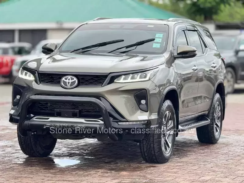 Toyota Fortuner 2024