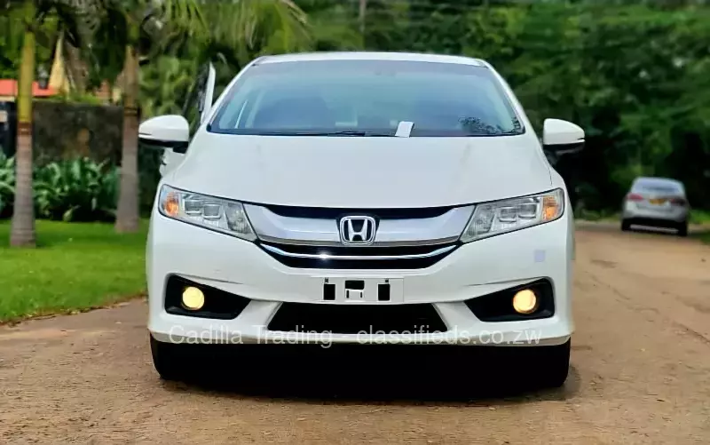 Honda Grace 2015