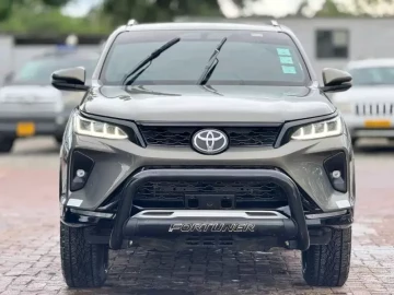 Toyota Fortuner 2024