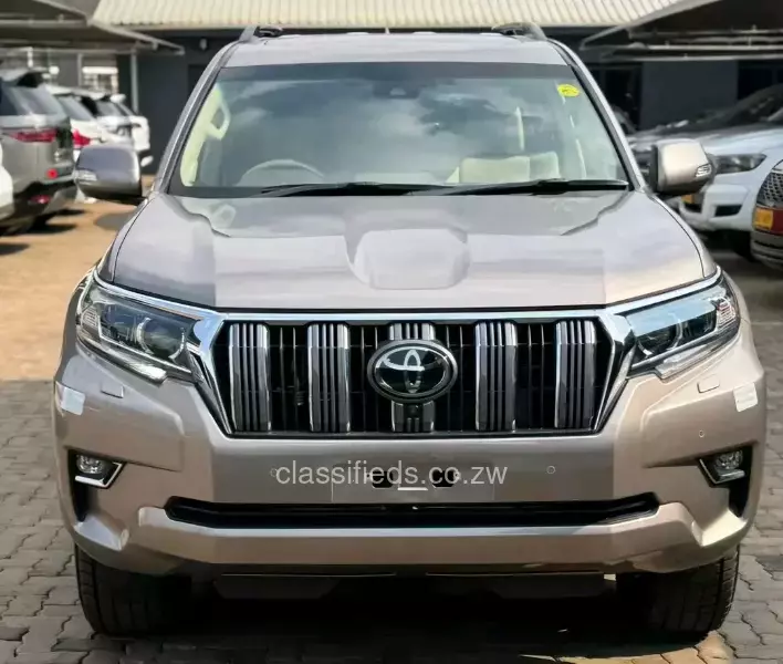 Toyota Prado 2023