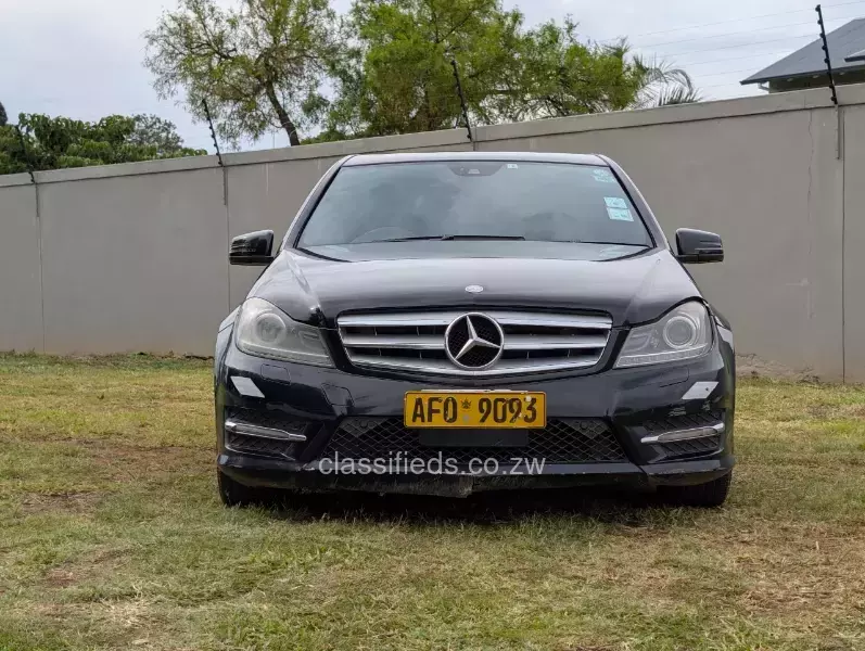 Mercedes Benz C-Class 2012