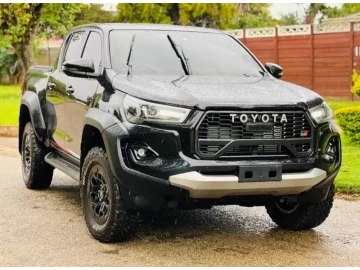 Toyota Hilux 2024