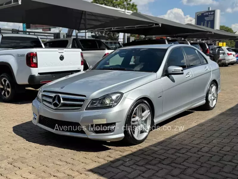 Mercedes Benz C-Class 2011