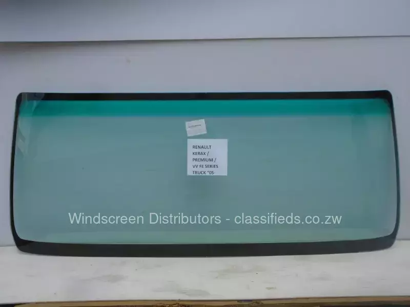 Windscreen Renault Kerax / Premium / Volvo FE