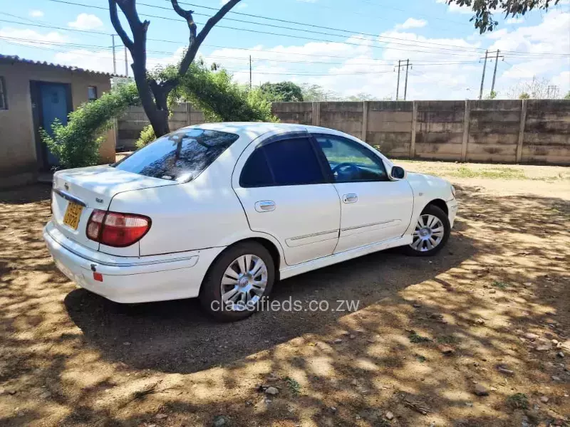 Nissan Bluebird Sylphy 2003