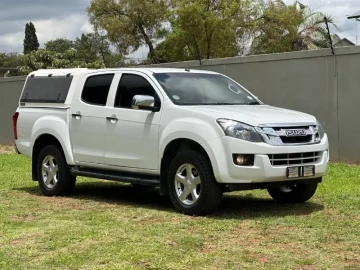 Isuzu KB300 2015